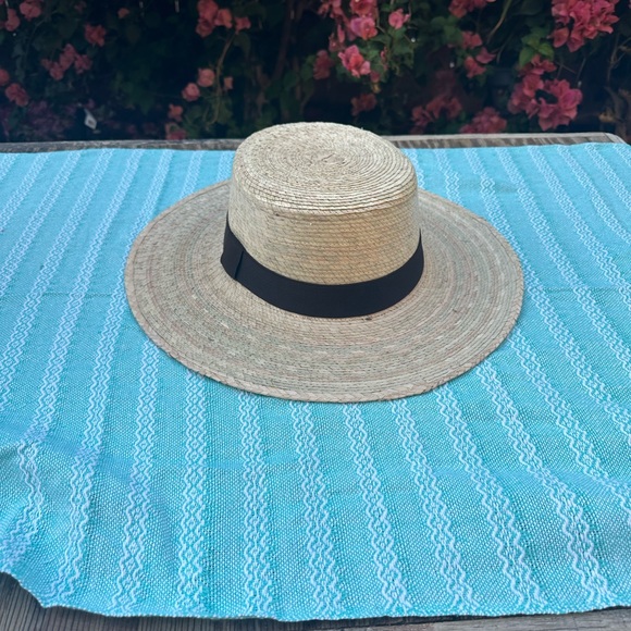 Luxurious Mexican Artisan Palm Handwoven hat|NWOT| Bag & Shawl NOT included! - Picture 4 of 5